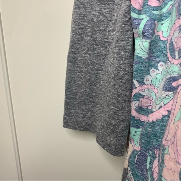 Women’s Lularoe Paisley Minnie Mouse Jersey Shirt - Picture 8 of 14